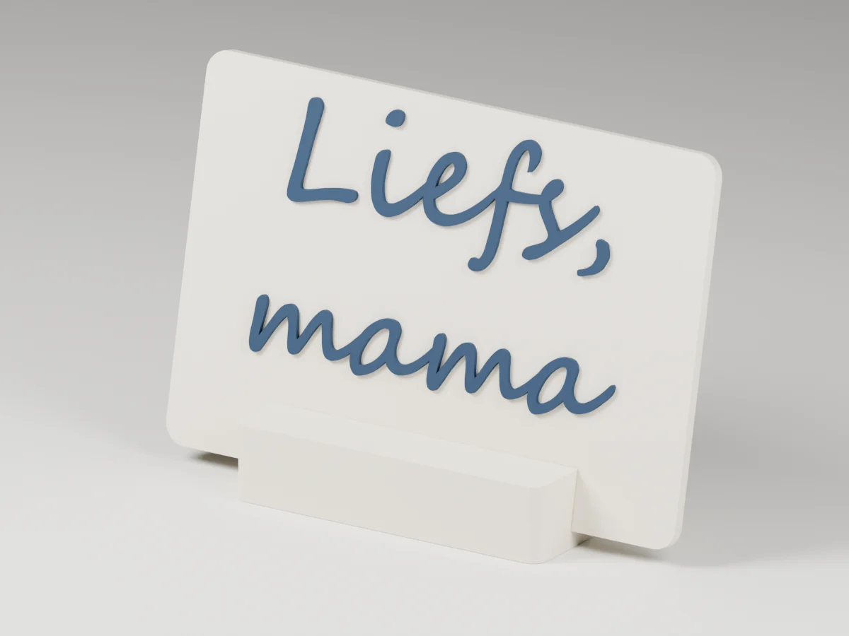 CAD-visualisatie van het tafelobject Liefs, mama met verhoogde letters